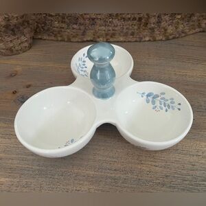 Vintage Pfaltzgraff, Winter Frost, Divided Christmas Serving Dish, with handle
